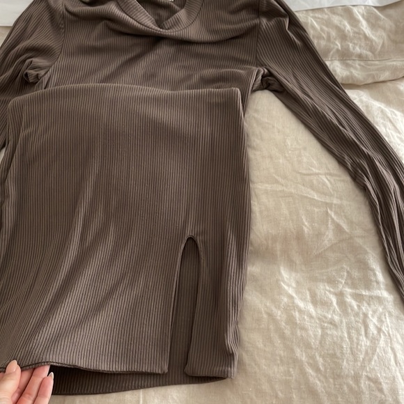 OOTDFASH long sleeve slit dress - Picture 3 of 3